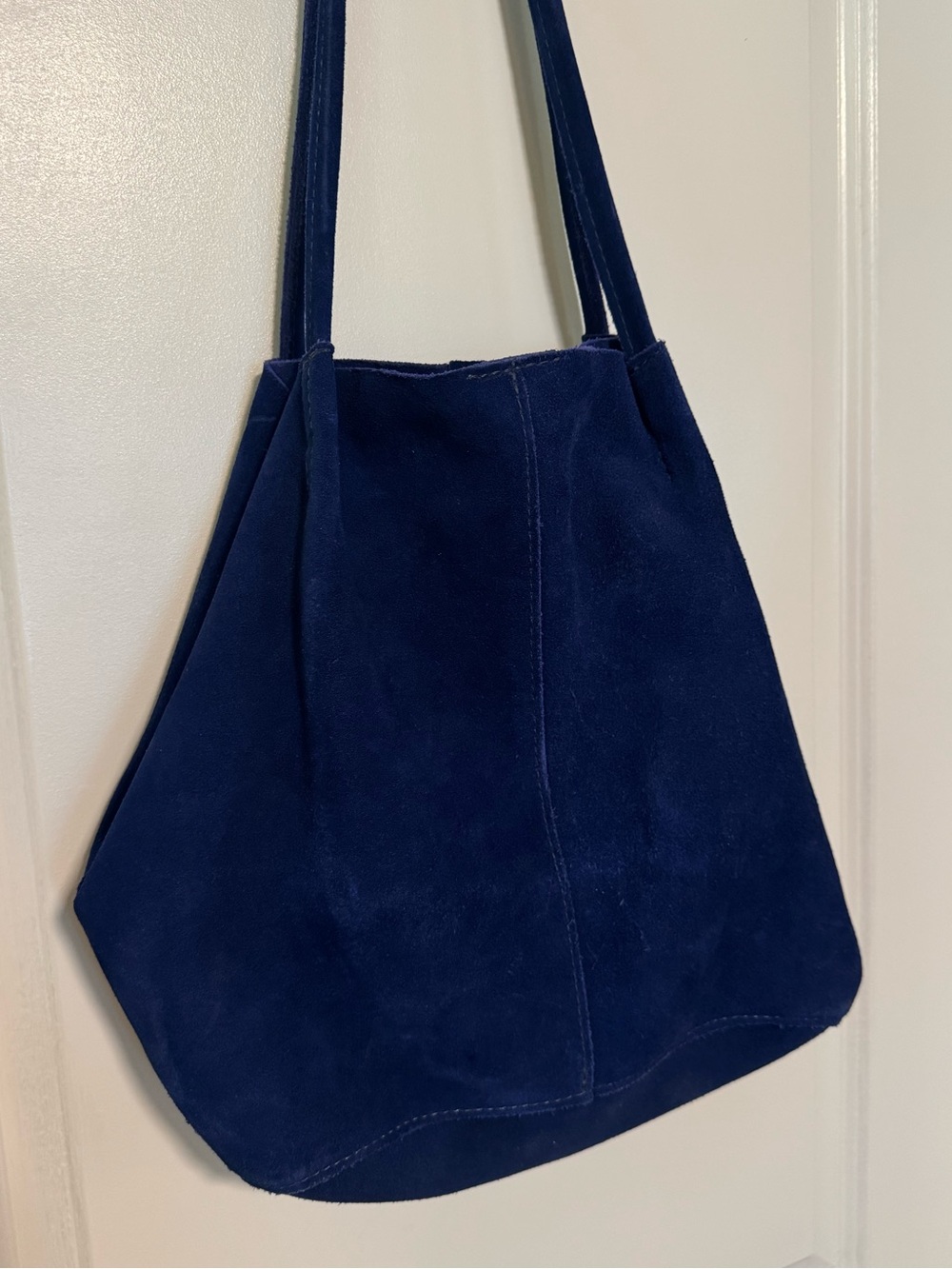 Portland Leather Devan Bucket Tote - Oversized Joni Blue Suede - Picture 5 of 7